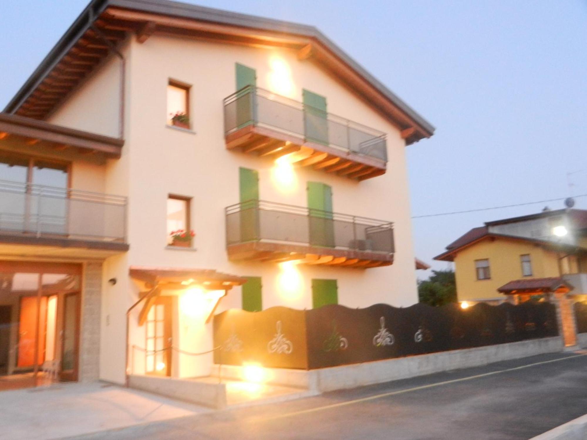 B&B Ad Hoc Costa di Mezzate Exterior foto